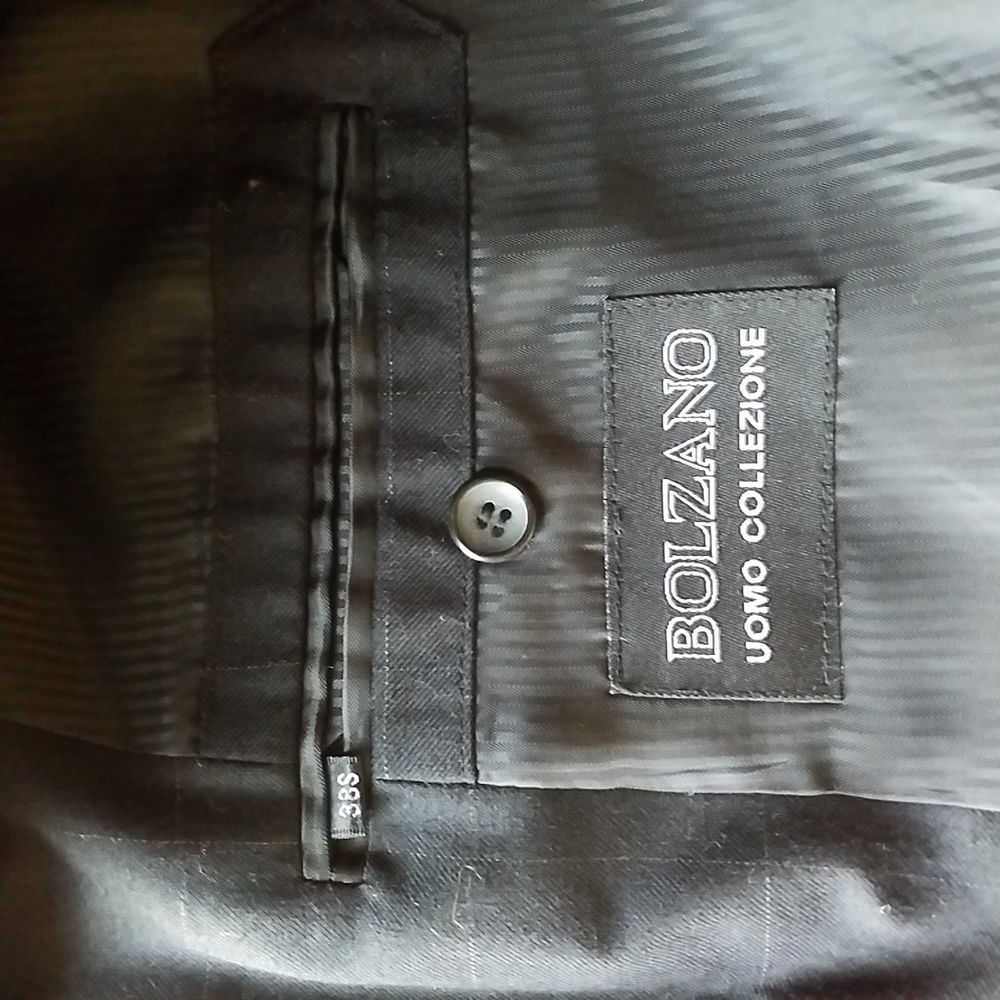 BOLZANO SPORTCOAT Dark Grey window pane Size 38S - Picture 8 of 9